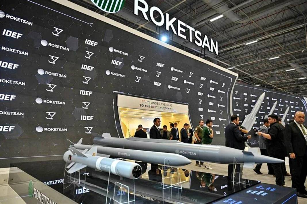 Roketsan'ın tanıttığı 6 gizemli füze dünyayı şaşırttı! Türkiye'nin yeni askeri gücü görücüye çıktı 5